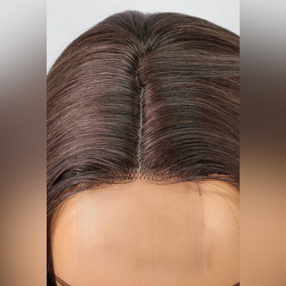 Front  Lace Closure Balayage Blonde Wig 26 Inch long Natural look - Picture 8 of 10